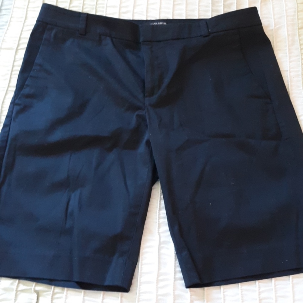 Banana Republic black shorts